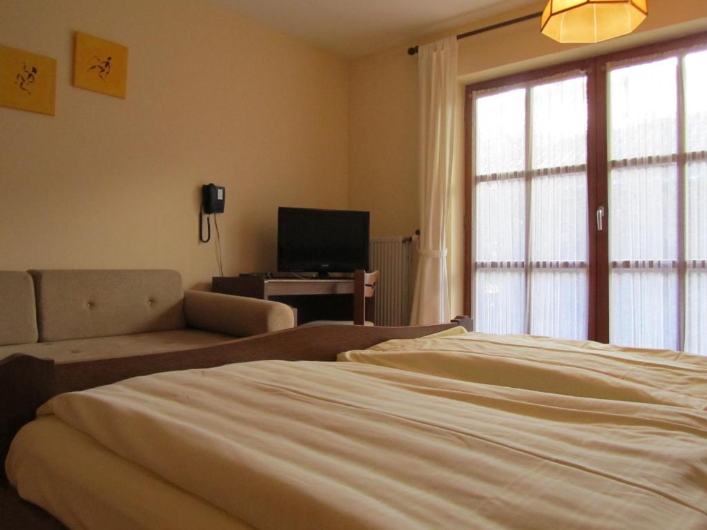 Hotel Gasthof Humplbrau Wolfratshausen Room photo